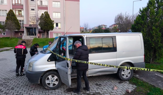Otoparkta minibüsü park ettikten sonra tabancayla vurularak öldürüldü