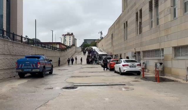 Yoğun bakım usulsüzlüğü operasyonunda 19 şüpheli adliyede