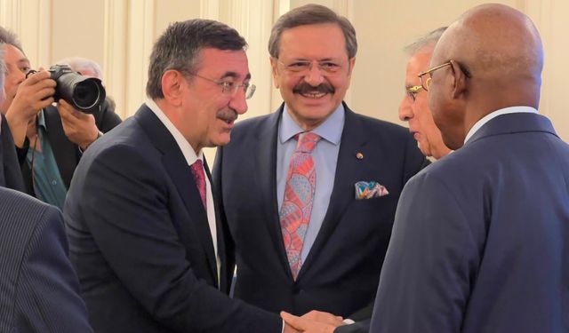 Cevdet Yılmaz: Bu sene ihracatta 400 milyar doları aşacağız