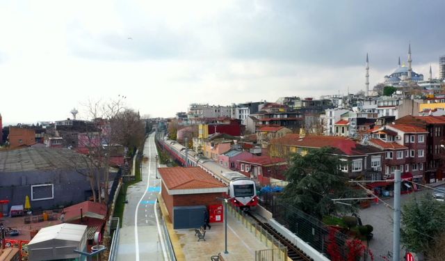 15 Temmuz'da bakanlığa bağlı kent içi raylı sistemlerde ücretsiz ulaşım