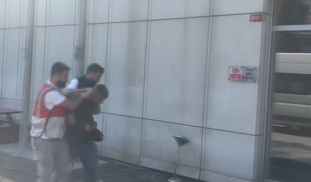 Avcılar'da metrobüste yankesicilik yapan şüpheli tutuklandı