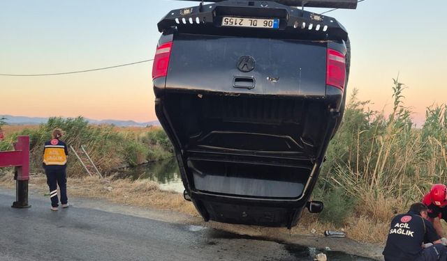 Balıkesir'de kamyonet dereye uçtu; 2 ölü, 1 yaralı
