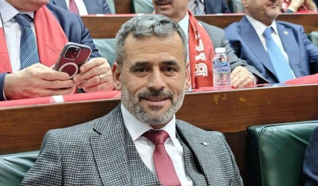 Belediye başkanı bıçaklı saldırı; oğlu arbedede yaralandı