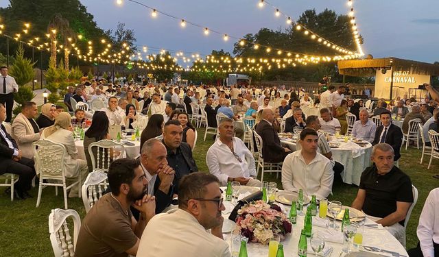 Kırkpınar Ağası Ufuk Özünlü'den pehlivanlara destek gecesi