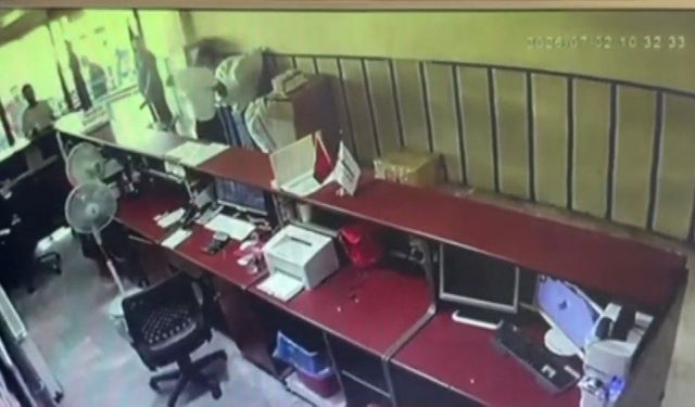Otogara babasını almaya gelen taksici ile duraktaki şoförler arasında bıçaklı kavga: 2 yaralı