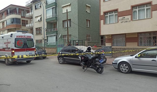 Tartıştığı üvey annesi ve kız kardeşini öldürdü