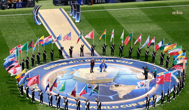 FIFA, Dünya Kupası'na ilişkin tartışmalı yatırım planından geri adım attı