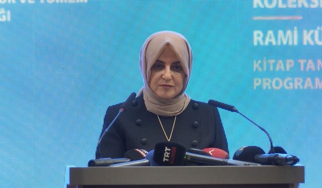 Bakan Ersoy: 2010 yılından bu yana Kürtçe klasik eserleri Türkçe çevirileriyle birlikte yayınlıyoruz