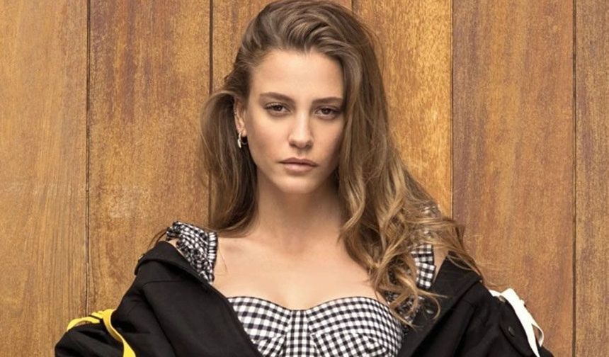 Serenay Sarıkaya gözaltına alındı