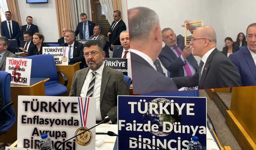 CHP'li vekillerden Mehmet Şimşek'e abaküs ve dövizli protesto