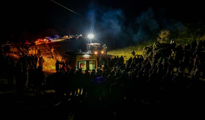 Hayvanlarını otlatırken üzerine kaya parçaları düşen çoban hayatını kaybetti