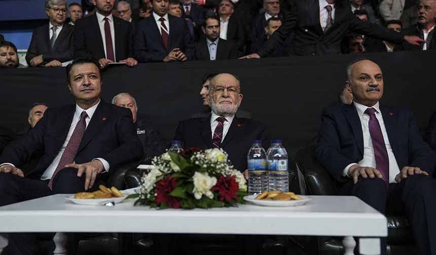 Karamollaoğlu dönemi sona erdi! Saadet Partisi'nde yeni genel başkan belli oldu