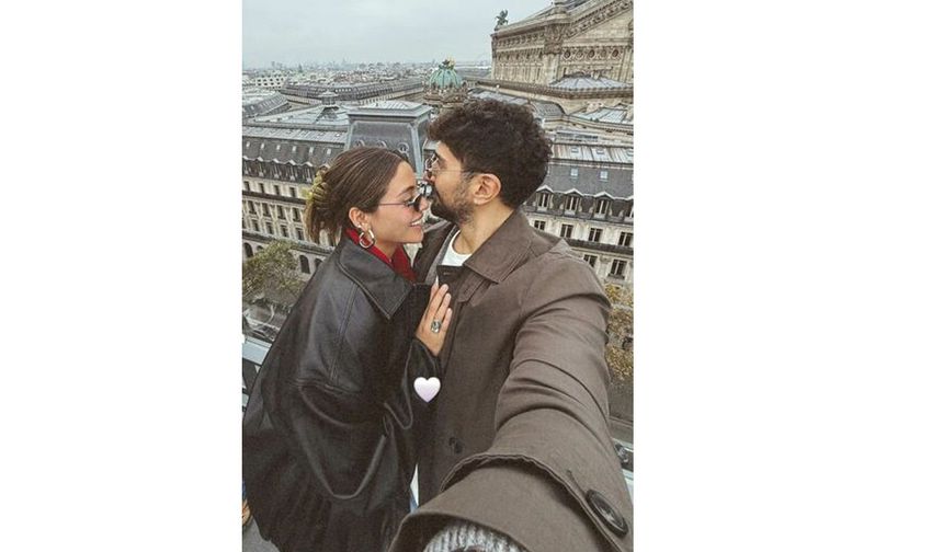 Son olarak sevgilisi ile Fransa'nın başkenti Paris'e tatil yapmaya giden başarılı oyuncu, bu kez sevgilisini ailesiyle tanıştırdı.