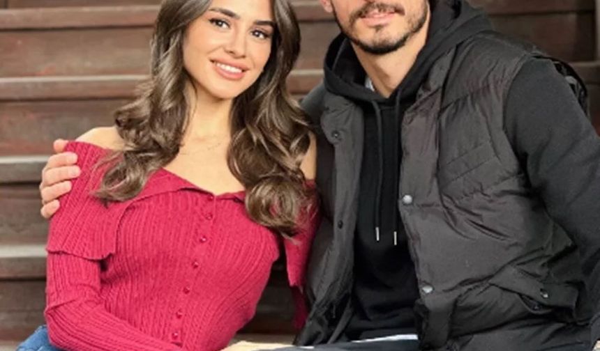 Fenerbahçe’de forma giyen milli futbolcu Samet Akaydin ve Gönül Dağı dizisinde rol alan Hazal Çağlar Instagram hesaplarından karşılıklı olarak birlikteliklerini duyurdu.