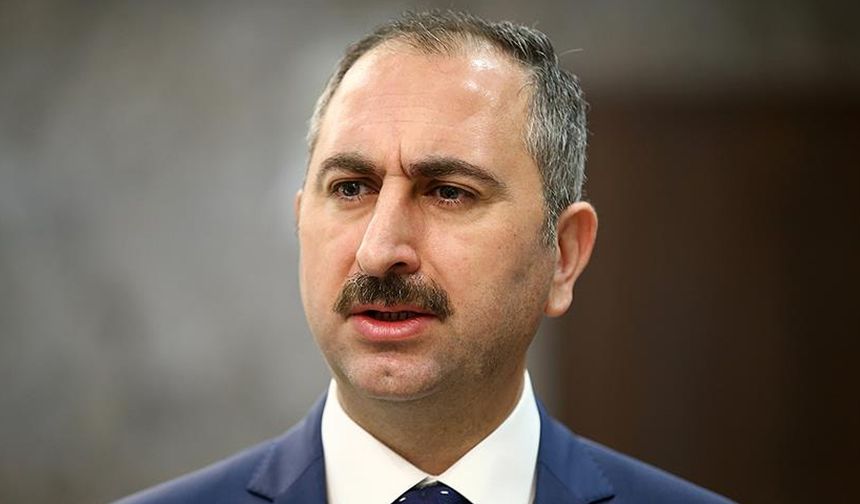 Eski Adalet Bakanı Abdülhamit Gül: Ergenekon kumpastı!