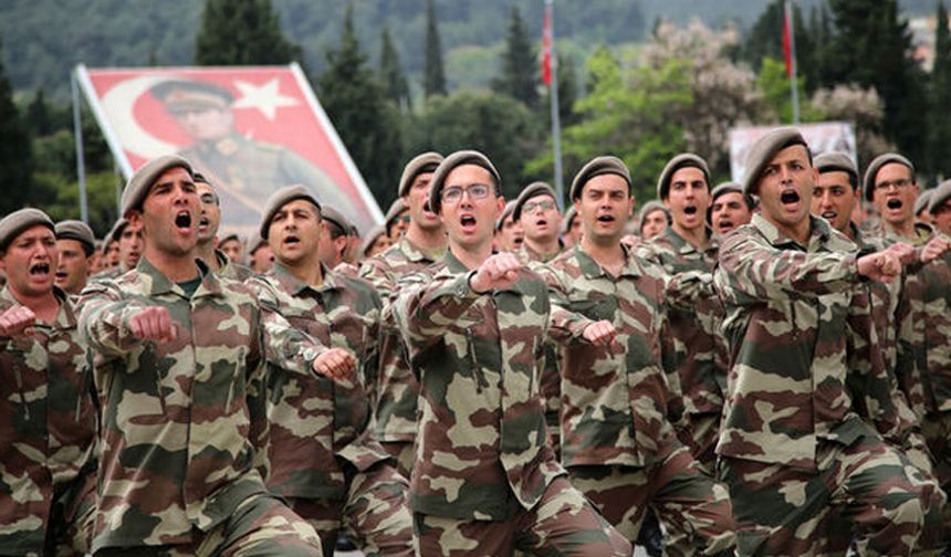 Memur maaşlarına 2025 yılı Ocak ayı uygulanacak zam oranı ve 2024 yılı ikinci dönemdeki enflasyon oranı, bedelli askerlik ücretinin belirlenmesinde etkili olacak.