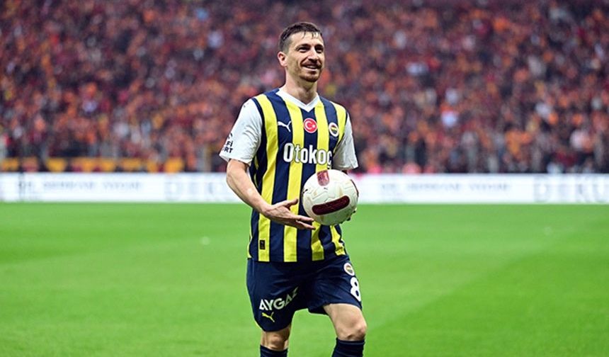 Antrenmanda darbe alan Mert Hakan Yandaş'a da kafilede yer verilmedi.