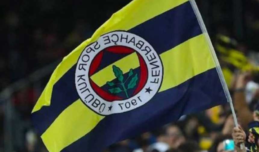 Fenerbahçe, ara transfer döneminin son günlerinde bir transferi daha bitirdi.