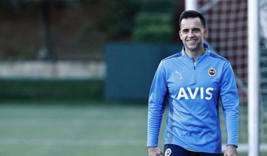 "ANDERLECHT LİG TABLOSUNDA BİZDEN YUKARIDA"

TRT Spor'a konuşan Branco, şunları söyledi:

"Zorlu bir eşleşme. Anderlecht her zaman Avrupa'da her zaman yer almış bir kulüp. Bir taraftan da bu düzeni çok iyi biliyoruz. Geçen sene Saint-Gilloise ile oynadık. Brüksel'den güzel anılarla ayrılmıştık. Umarım bu sezon da güzel anılarla ayrılırız. Turda favori olup olmamayı şu an konuşamayız. Anderlecht, lig aşamasında bizden daha yukarıdaydı. Lig aşamasında güçlü takımlarla karşılaştık. Avrupa Ligi'nde rekabet her zaman yüzde elli ellidir. Umarım yeterince rekabetçi olup bir üst tura yükseliriz."