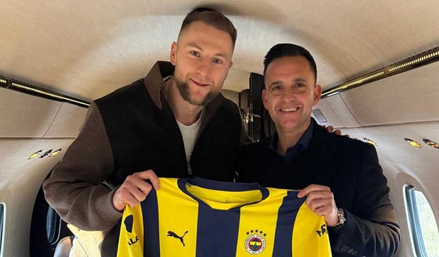 Fenerbahçe'nin devre arasında Fransız ekibi Paris Saint-Germain'den kiralık olarak kadrosuna kattığı Milan Skriniar'a İtalya'dan talip çıktı.

Corriere dello Sport'ta yer alan habere göre, Lazio'nun savunmasında yaz transfer döneminde önemli değişiklikler olması bekleniyor. Lazio'nun transfer listesinde Milan Skriniar'ın da yer aldığı belirtildi.