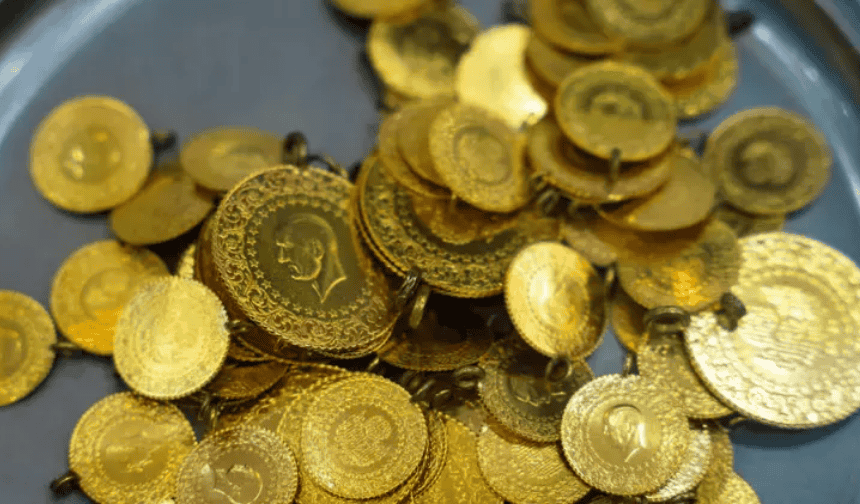 Altın fiyatlarında ABD gümrük tarifeleri ve küresel belirsizliklere ilişkin endişeler etkili oluyor. Ons altın, güne 2 bin 930 dolar civarında başladı. Altının ons fiyatı, 2 bin 941 dolarlık rekor seviyesinin hemen altında seyretti.

Gram altın ise 3 bin 431 Türk Lirası'ndan alıcı buldu. Çeyrek altın ise 5 bin 618 Türk Lirası'na kadar yükseldi.