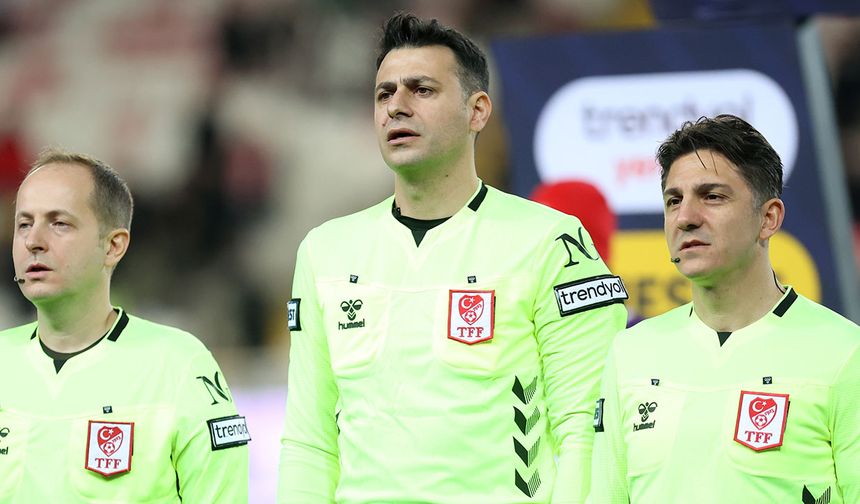 Şansalan, 17 Ekim 2021'den bu yana Fenerbahçe maçı yönetmiyordu. Şansalan'ın yönettiği son maçta Fenerbahçe, Trabzonspor'a deplasmanda 3-1 mağlup olmuştu. Şansalan, verdiği kararlarla özellikle Fenerbahçe cephesinin tepkisini çekmişti.

