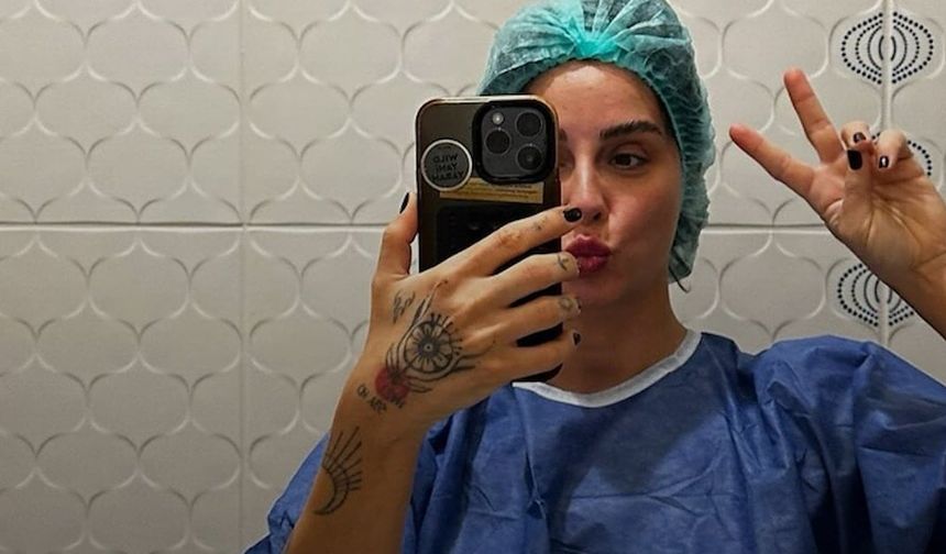 Yıllar önce dağılan Hepsi grubunun üyelerinden Yasemin Yürük, şarkıcılığı bırakıp spor hocası olmuştu. Yürük, bu sefer bambaşka bir konuyla gündeme geldi. Ünlü isim, yumurtalarını dondurduğunu ve çocuk sahibi olmayı erteleyen kadınlara seslendi.

