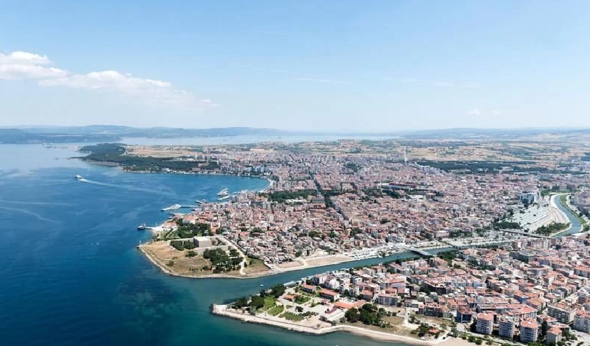 Çanakkale

Yaşlı oranı (65 +): Her 100 kişiden 17'si

