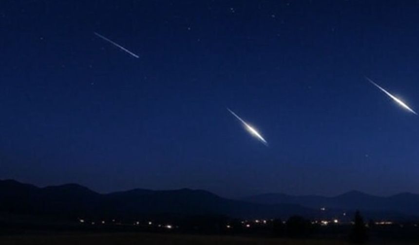 Yakın zamanda keşfedilen ve 2032'de Dünya'ya yakın geçiş yapması beklenen asteroidin gezegene çarparsa hangi bölgeleri etkileyebileceği açıklandı.

NASA'nın 2024 YR4 adı verilen asteroide yönelik yeni gözlemleri doğrultusunda göktaşının 22 Aralık 2032'de Dünya'ya çarpma ihtimali yüzde 2,3 olarak belirlenmişti. Ancak yeni gözlemler bu risk değerlendirmesinin güncellenmesine neden olabilir.

NASA'nın Catalina Sky Survey Projesi'nden mühendis David Rankin ve meslektaşları, asteroidin çarptığı senaryoda Dünya'da hangi bölgeleri etkileyebileceğine dair bir "risk koridoru" çıkardı.

Buna göre asteroidin çarpma ihtimali olan bölgeler, Güney Amerika'nın kuzeyinden başlayıp Pasifik Okyanusu'nu geçerek Güney Asya, Arap Denizi ve Afrika'ya kadar uzanıyor.