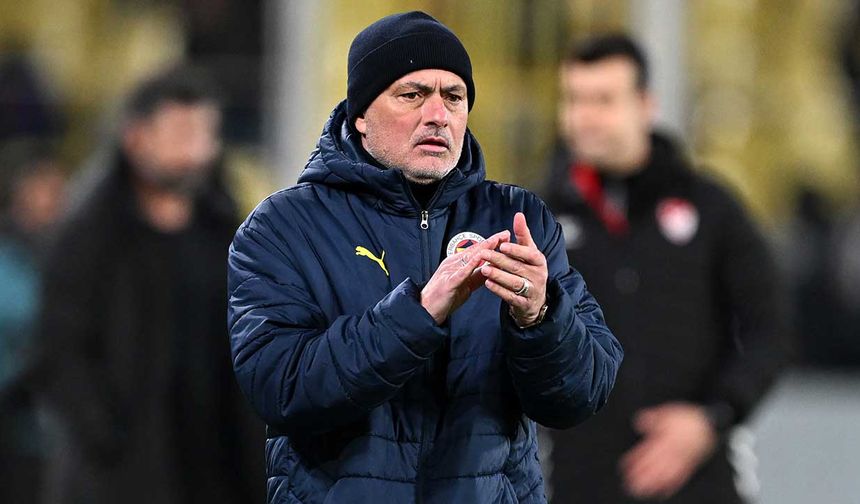 Fenerbahçe, UEFA Avrupa Ligi son 16 play-off turunun ilk maçında yarın Anderlecht ile karşı karşıya gelecek. Sarı lacivertli takımın teknik direktörü Jose Mourinho Ülker Şükrü Saracoğlu Stadyumu’nda oynanacak olan kritik maç öncesinde açıklamalarda bulundu. Mourinho, burada kendisine yöneltilen Galatasaray derbisi ve Mauro Icardi sorularına da yanıt verdi.