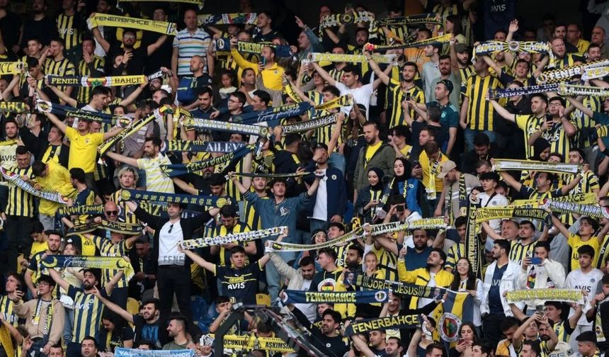 10- FENERBAHÇE

Şükrü Saraçoğlu Stadyumu

Kapasite: 50.530
