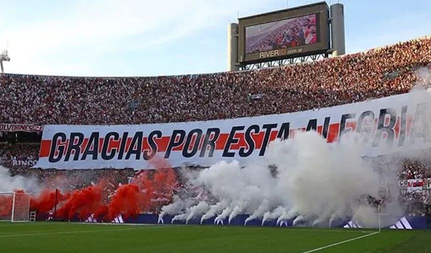 8- RİVER PLATE

Estadio Monumental

Kapasite: 84.567