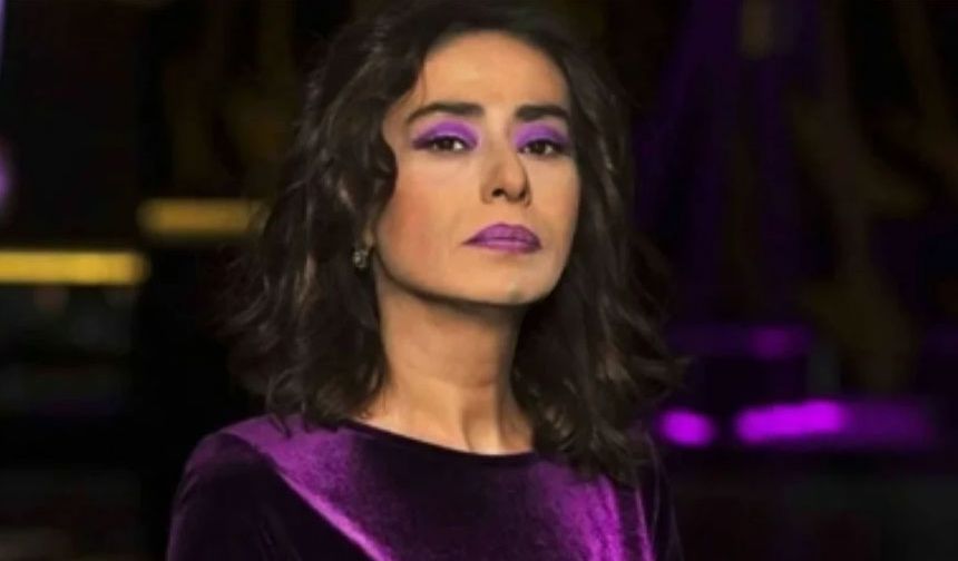 Şarkıcı ve söz yazarı Yıldız Tilbe, geçtiğimiz haftalarda saçını boyadıktan sonra talihsiz bir olay yaşadı. 
