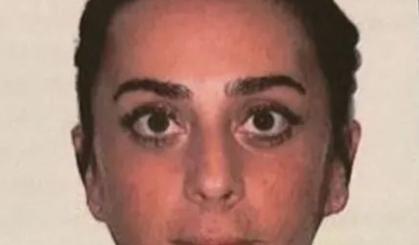 Liderliğini sigorta şirketi sahibi Ahmet Ersin Tumlucalı'nın yaptığı şüphelilerden 6'sı "Devletin gizli kalması gereken bilgilerini siyasal veya askeri casusluk amacıyla temin etme" suçundan tutuklandı.
