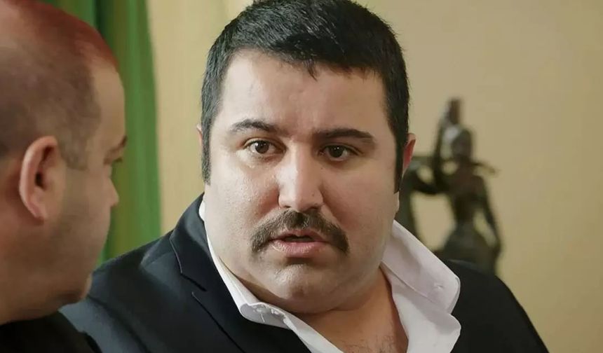 Serkan Şengül şimdilerde değişimiyle adından söz ettiriyor. 

