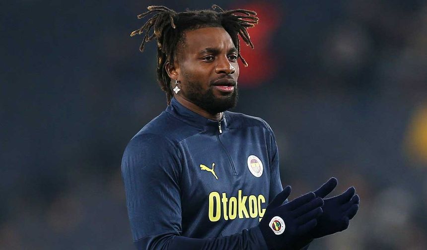 UEFA Avrupa Ligi’nde Rangers ile bu akşam oynayacak olan kritik maç öncesinde, teknik direktör Jose Mourinho ve Allan Saint-Maximin arasındaki gerilim tırmandı. Doğum gününde maç kadrosuna alınmayan Fransız oyuncunun sosyal medya paylaşımları ve Mourinho’nun sert yanıtı gündem oldu.