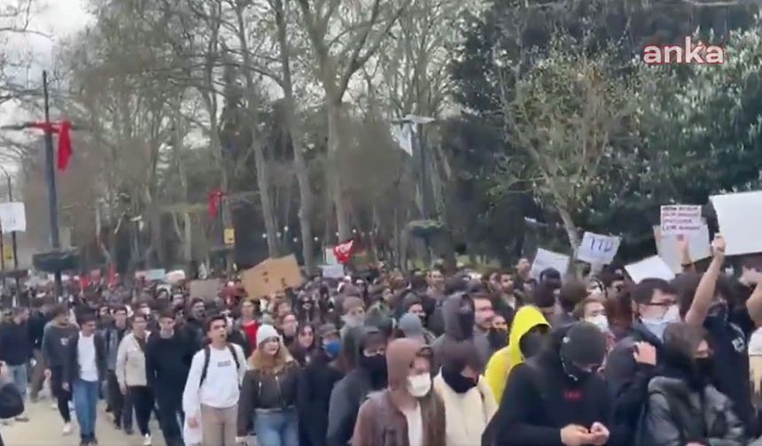 İstanbul'da büyük öğrenci buluşması! Üniversiteliler Maçka'da