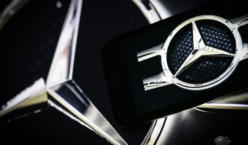 10) Mercedes EQB