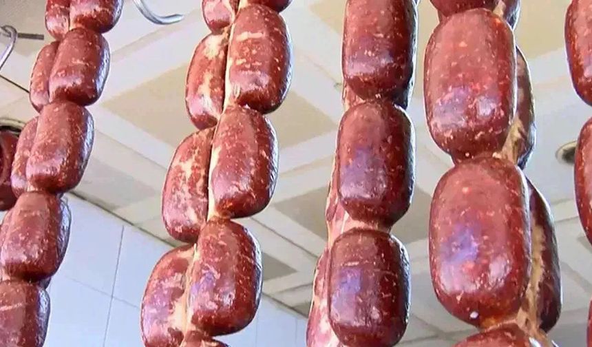 Tarım ve Orman Bakanlığı tarafından açıklanan 'Taklit veya Tağşiş Yapılan Gıdalar' listesi gündemdeki yerini korumaya devam ediyor.