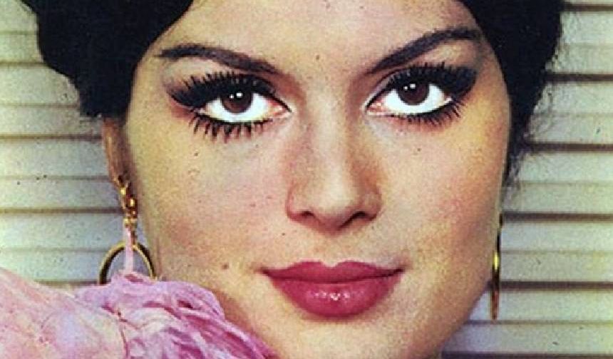 Türkan Şoray'ın ikonik makyaj stili, 'Turkish delight (Türk lokumu) makyajı adı altında TikTok'ta viral olmuştu. Birçok yabancı kadın, makyajla kendini Şoray'a benzetme çalışmıştı. Bu akım, Türkiye'de de yayıldı.

Birçok ünlü kadın, Türkan Şoray'a benzemek için gösterdiği çabayı gözler önüne seriyor.

