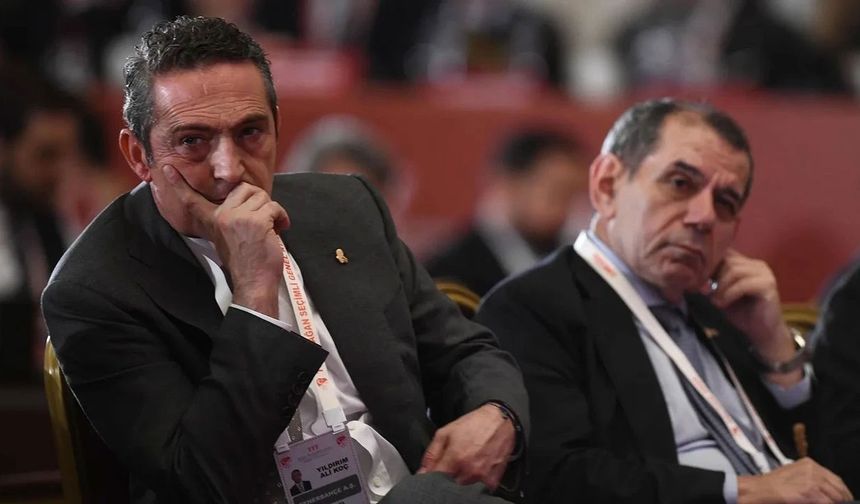 Yıldırım şunları söyledi:

"Geçen sene Süper Lig yeni başlayacak. Ben ilk Kulüpler Birliği toplantıma gittim. Kulüpler Birliği Başkanı Ali Koç... Dursun Özbek geldi elinde kartlarla "ben söz hakkı almak istiyorum" dedi ve başladı Ali Koç'a sallamaya. Ben şok oldum! Daha ilk Kulüpler Birliği toplantım "ne oluyor" dedim. 20 kulübün başkanı orada, kimse ağzını açmıyor. 

Dedim ki "Dursun başkanım ben buraya ilk defa katılıyorum ve Türk futbolunu, bizim sıkıntılarımızı, geleceğimizi konuşacağımızı zannediyoruz. Ben sizi devamlı televizyonda seyrediyorum, bıktım artık! Fenerbahçe ona sallıyor, Galatasaray buna sallıyor "yeter" dedim ya burada duymak istemiyorum. Beni de tanımıyor. "Sen kimsin ya" dedi bana. "Sana ne, benim ne söyleyeceğimi biliyor musun" dedi.