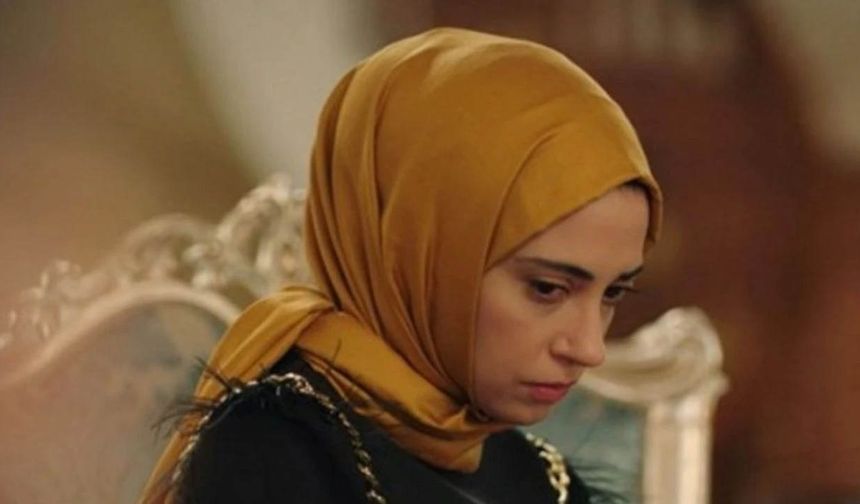 Dizide Pembe'nin kızı Nursema'yı canlandıran Ceren Karakoç'tan duygulandıran bir paylaşım geldi.
