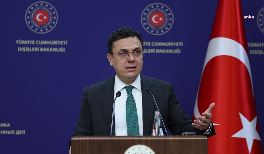 Dışişleri Netanyahu'nun uçağına üst uçuş izni verildiği iddialarını yalanladı