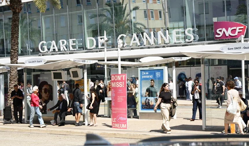 Cannes töreni öncesi Fransa'da elektrik kesintisi! Trafik ışıkları dahi çalışmadı