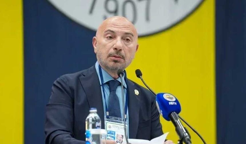 Sosyal medya hesabından yaptığı paylaşımda Kutlualp, "Sadece sarı lacivert renklere duyduğunuz karşılıksız sevgiyle başlattığınız bu gönüllü mücadele için her birinize yürekten teşekkür ederim. Sezonu, DNA’mıza yakışır şekilde derbi galibiyetiyle tamamlamayı diliyorum." dedi.

Kutlualp sözlerine şöyle devam etti: 

"Bu nedenle, içinde bulunduğumuz tablo ne olursa olsun; Kadıköy’ün ruhuna, Fenerbahçe’nin onuruna yakışan bir tribün ve mücadeleyle Beşiktaş derbisini kazanacağımıza yürekten inanıyorum." 