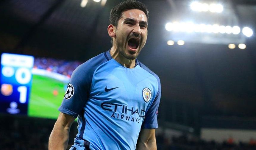 Galatasaray'ın transfer gündeminde yer alan İlkay takımdaki geleceğiyle ilgili, "Bir yıllık daha sözleşmem var ve burada çok mutluyum. Sanırım herkes bunu biliyor. Ben rekabeti seviyorum ve futbol oynamaktan keyif alıyorum. Kendime iyi bakarak en üst seviyede oynayabileceğim birkaç yılım olduğuna inanıyorum. Bunu kanıtladığım düşünüyorum." dedi.