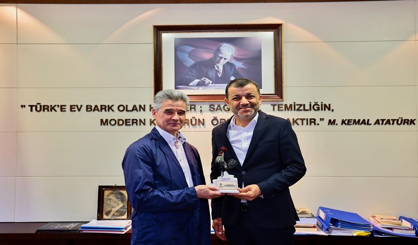Kızıl Ordu Korosu’ndan Başkan Çavuşoğlu’na ziyaret