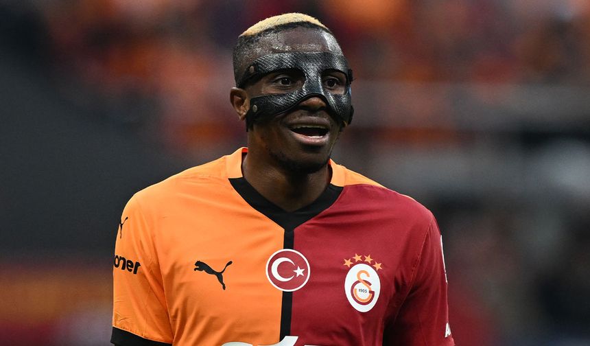 Galatasaray’ın yıldız golcüsü Victor Osimhen’in geleceği belirsizliğini koruyor.