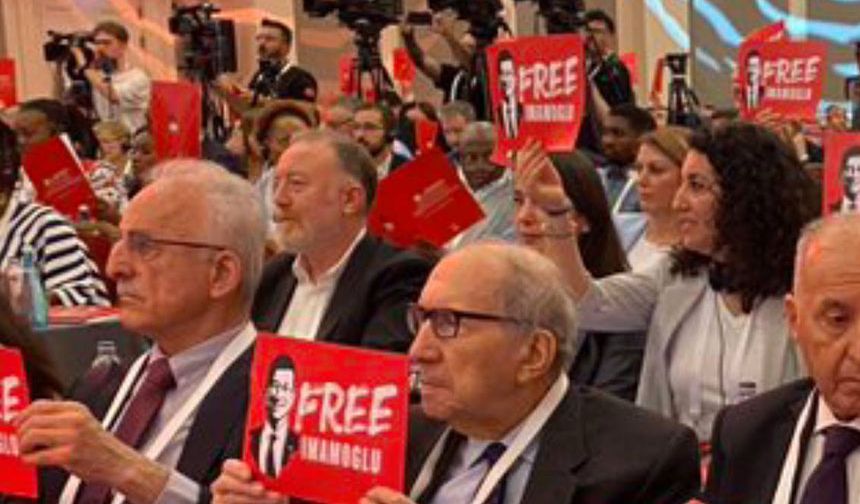 'Free İmamoğlu' pankartı kaldırmamışlardı! DEM Partili Temelli nedenini açıkladı