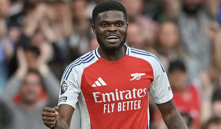 Sarı lacivertli ekibin, Arsenal'in orta saha oyuncusu Thomas Partey'e talip olduğu iddia edildi.